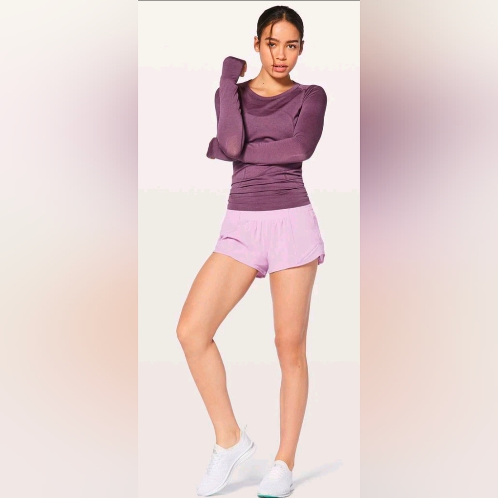 Lululemon Lilac Hotty Hot Lined 2.5" Shorts (New w/Tags)